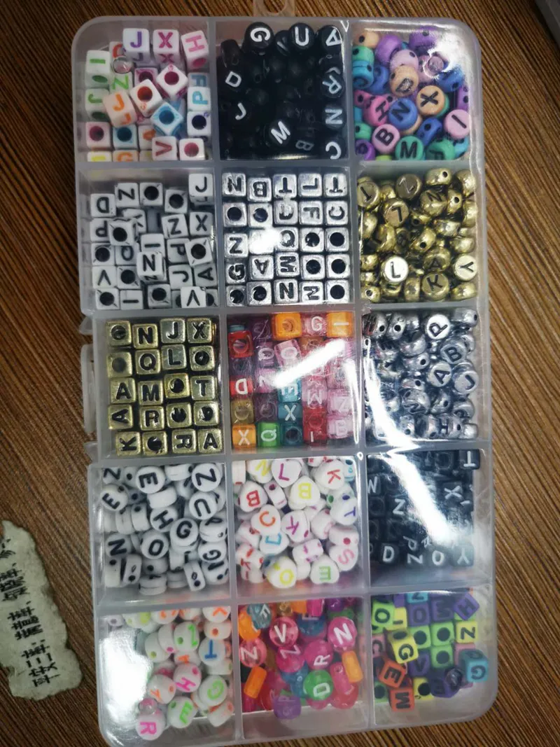 Factory Wholesale Mixed Alphabet Letters Beads Cube Square Loose Beads Kids DIY Acrylic Bead