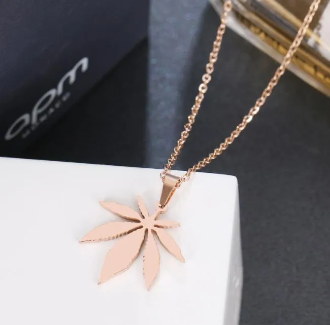for Women Man Maple Leaf Choker Pendant Necklace Engagement Jewelry Stainless Steel Chains Necklaces