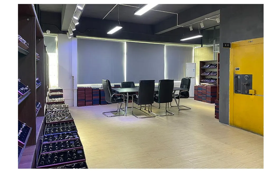 New Arrive Fashion Earring Minimalist 925 Sterling Silver Jewellery 18K Gold Plated Moon Shape Cute Earring Fashion Trendy Jewelry for Girls.