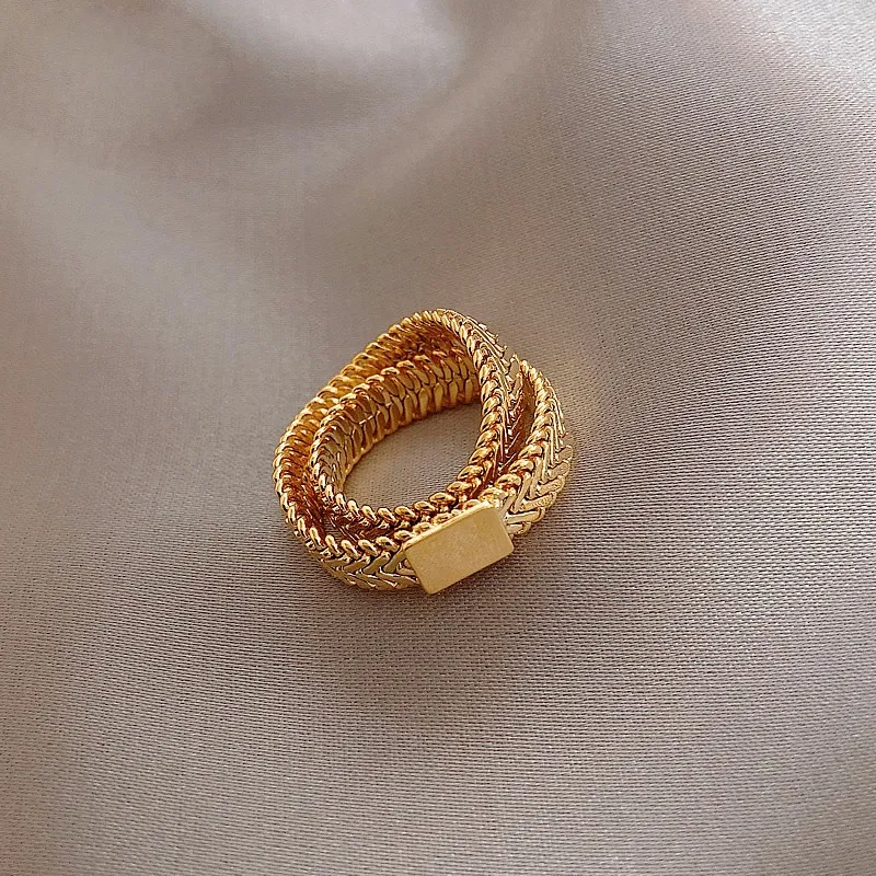 Snake Bone Chain Weave Gold Ring Double Layered Cross Geometric Rings for Women Vintage Minimalist Ring Ins Fashion