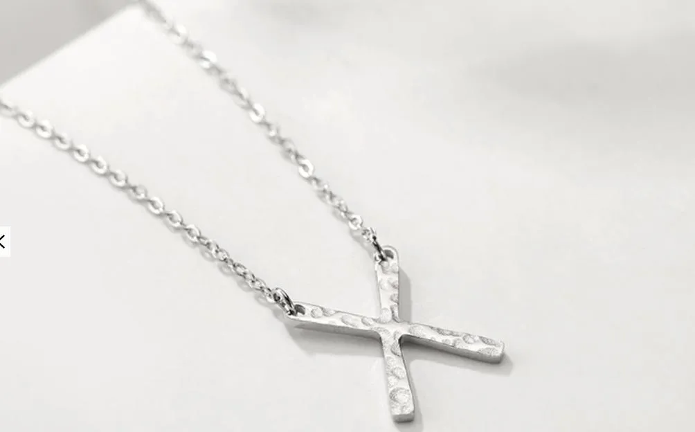 Stainless Steel Minimalist Fashion Jewelry Gold Plated X Letter Hammered Necklace