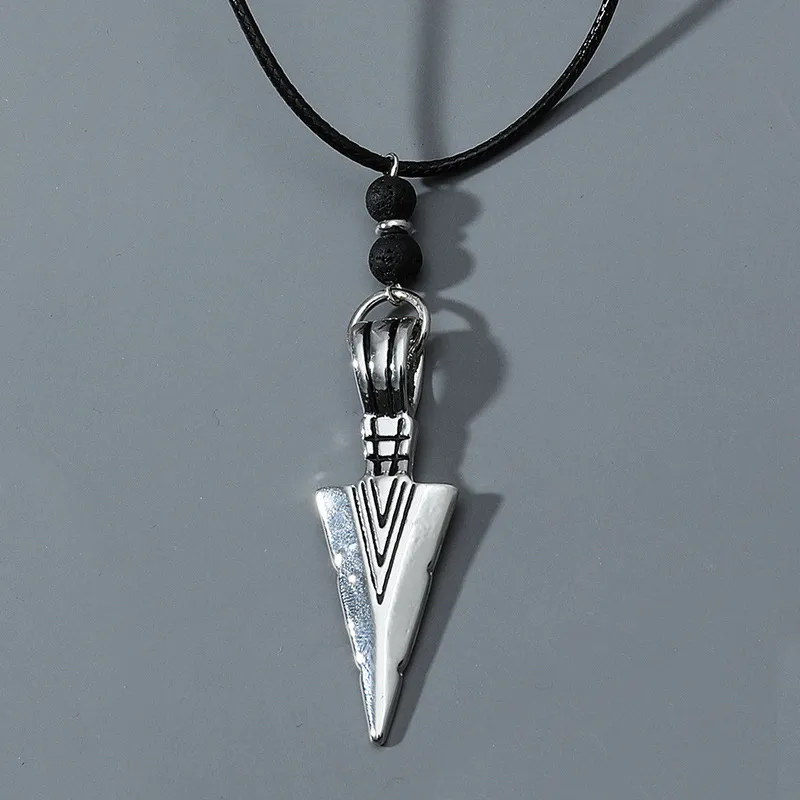 Wholesale New Accessories Spearhead Pendant Wax Leather Cord Beaded Necklace